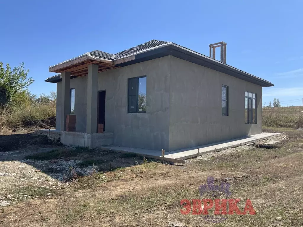 Дом в Краснодарский край, Крымск ул. Новоселов, 15 (91 м) - Фото 2