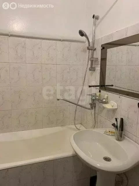 1-комнатная квартира: Якутск, улица Бестужева-Марлинского, 1/3 (43.2 ... - Фото 2