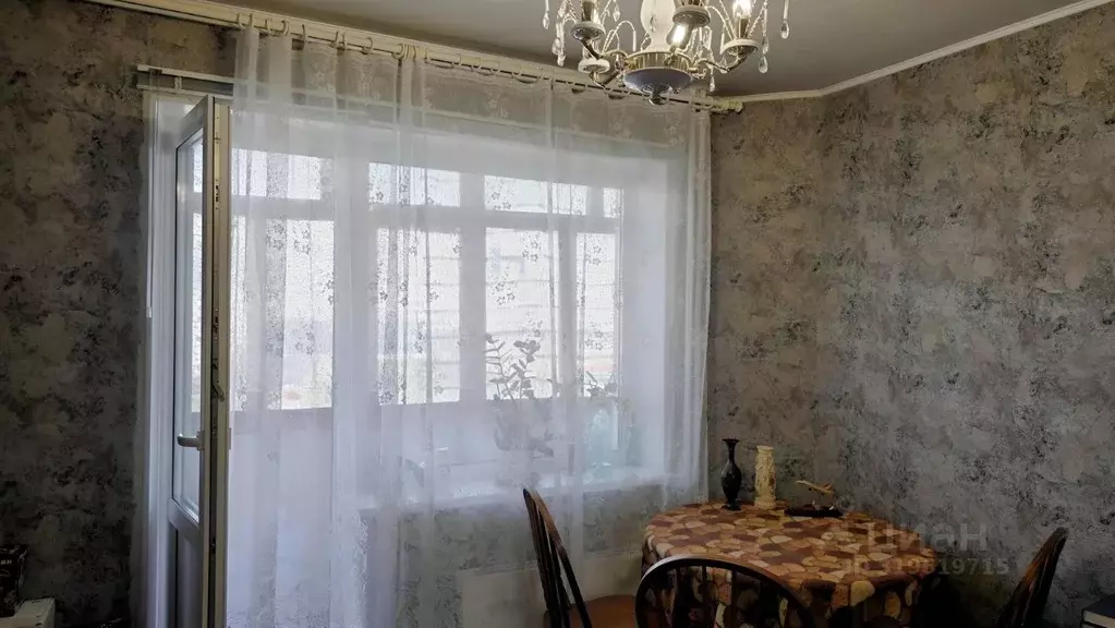 2-к кв. Омская область, Омск ул. Лукашевича, 13 (47.3 м) - Фото 0
