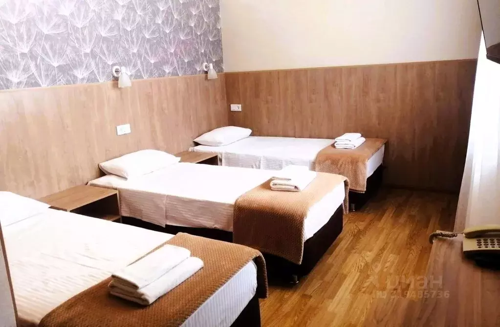 Комната Тюменская область, Тюмень ул. Буковая, 33 (14.0 м) - Фото 1