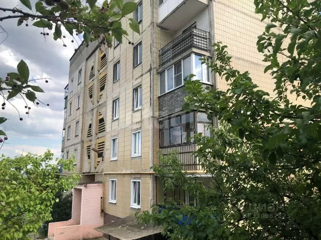 4-к кв. Белгородская область, Валуйки ул. Калинина, 39В (84.4 м) - Фото 1
