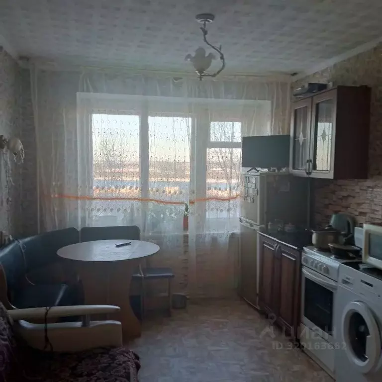 1-к кв. Иркутская область, Усть-Илимск ул. Наймушина, 28 (36.0 м) - Фото 0