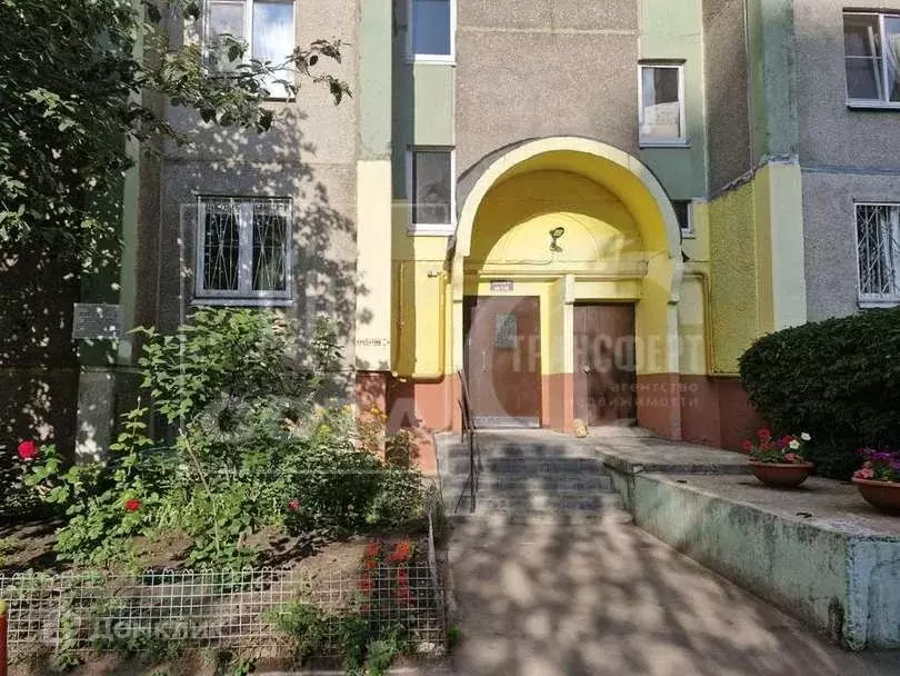 Продаётся 3-к квартира, 69.9 м - Фото 1
