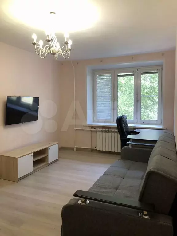 3-к. квартира, 57 м, 2/9 эт. - Фото 1