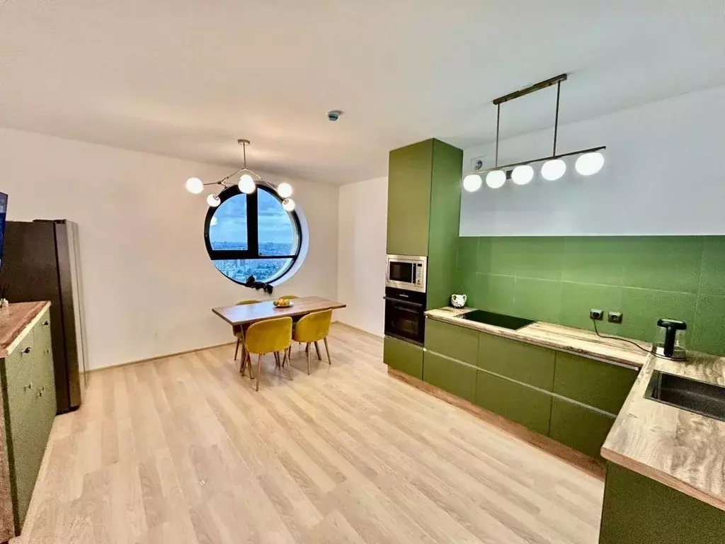 3-к кв. Свердловская область, Екатеринбург ул. Репина, 77 (85.0 м) - Фото 1