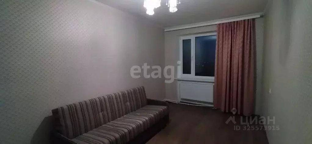 3-к кв. Крым, Кировский район, Первомайское с/пос, с. Первомайское ул. ... - Фото 1