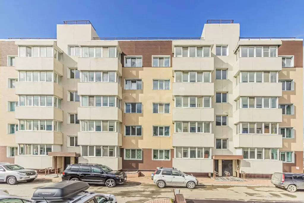 2-к кв. Сахалинская область, Холмск Школьная ул., 18А (66.1 м) - Фото 0