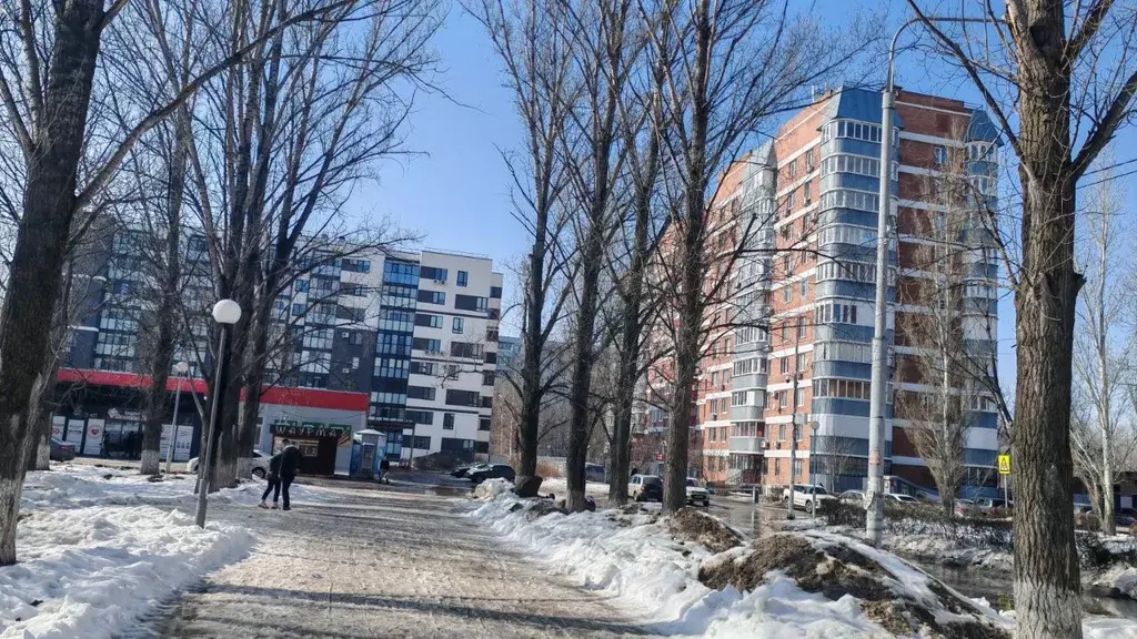 3-к кв. Самарская область, Тольятти 4-й кв-л, бул. Курчатова, 6А (97.8 ... - Фото 2