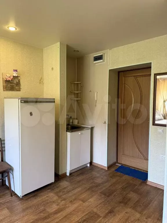 Комната 18,5 м в 4-к., 5/5 эт. - Фото 0