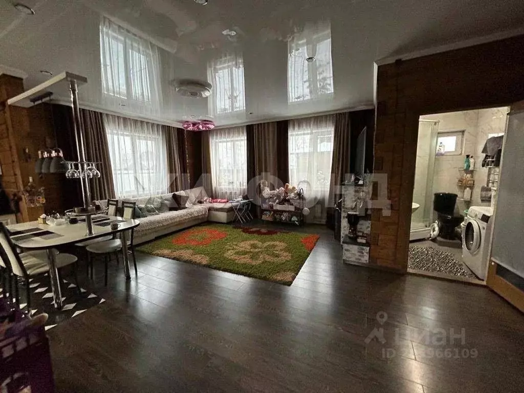 Дом в Хакасия, Абакан ул. Героя России Лелюха (163 м) - Фото 1