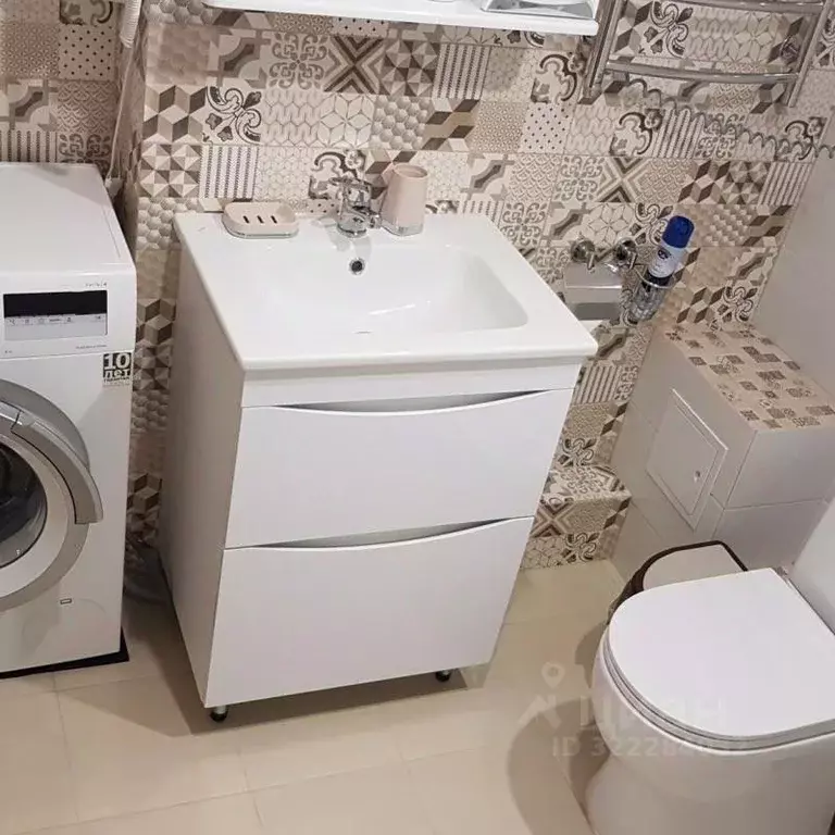 2-к кв. Ульяновская область, Ульяновск ул. Федерации, 52 (40.0 м) - Фото 1