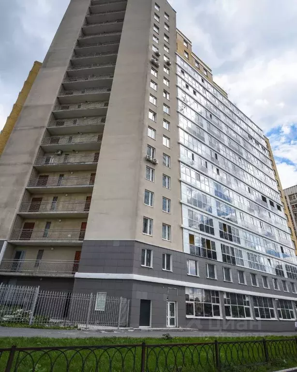4-к кв. Свердловская область, Екатеринбург ул. Юмашева, 18 (208.5 м) - Фото 0