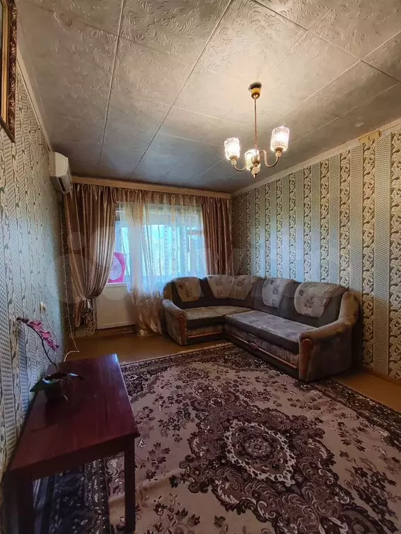 2-к. квартира, 55 м, 3/9 эт. - Фото 0