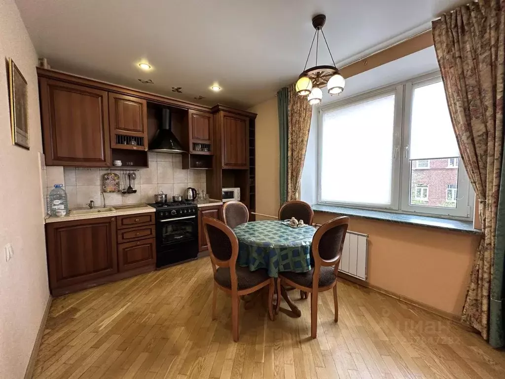 3-к кв. Нижегородская область, Нижний Новгород Большая Печерская ул., ... - Фото 2