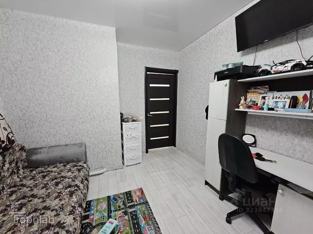 2-к кв. Астраханская область, пос. Володарский ул. Пирогова, 18А (50.4 ... - Фото 2