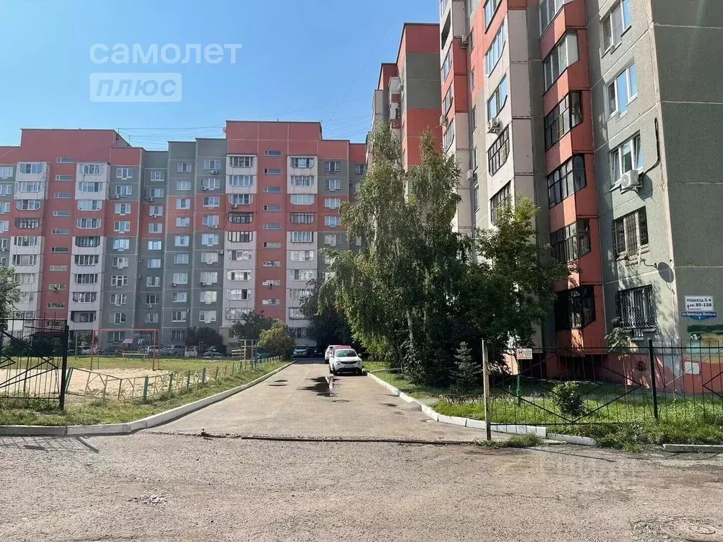 2-к кв. Омская область, Омск ул. Арнольда Нейбута, 7 (72.0 м) - Фото 0