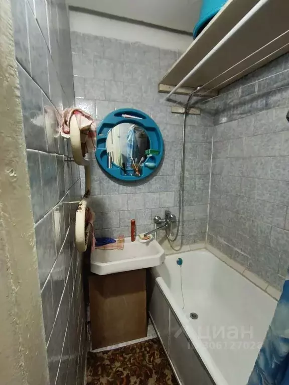 Комната Алтайский край, Барнаул ул. Панфиловцев, 3 - Фото 2