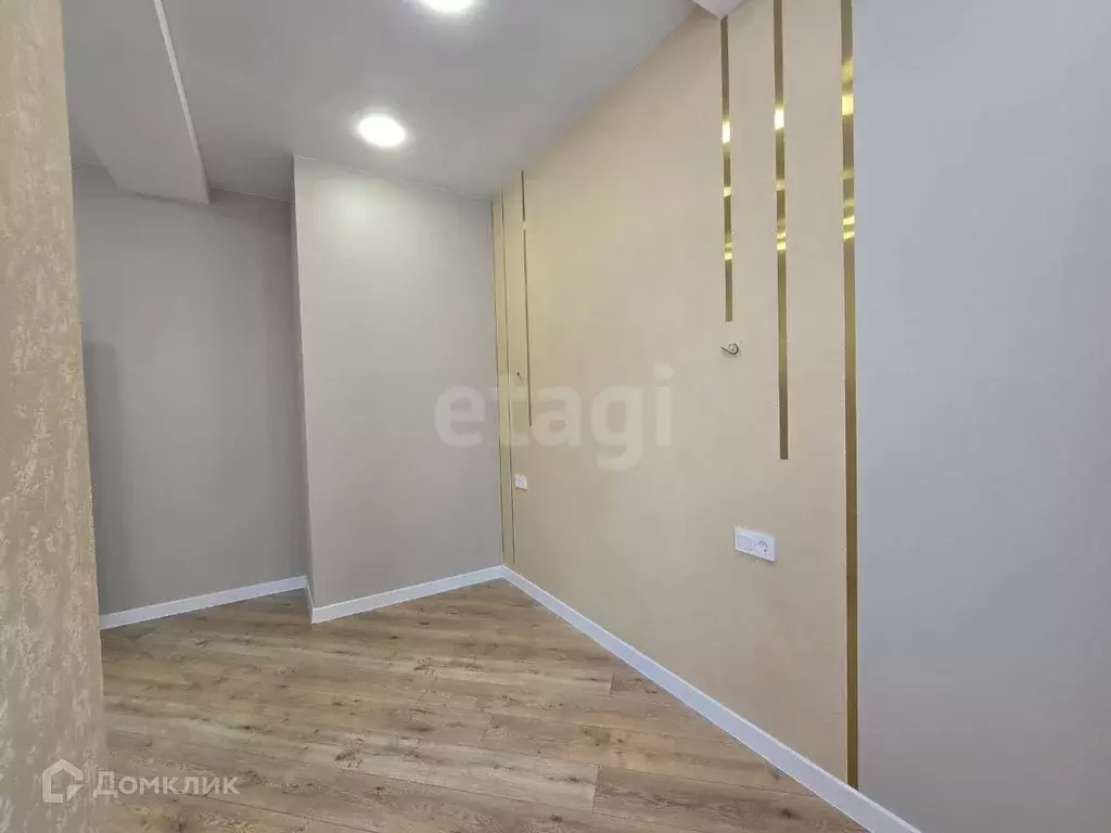 Продаётся 1-к квартира, 76.4 м - Фото 0