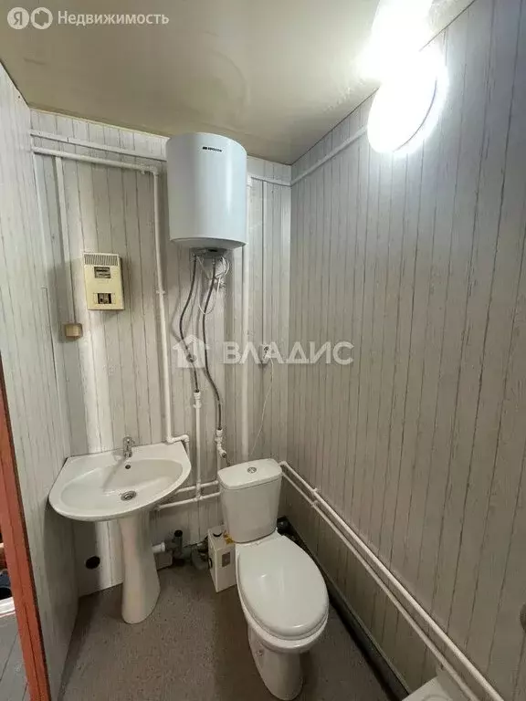 1к в 10-комнатной квартире (18 м) - Фото 2