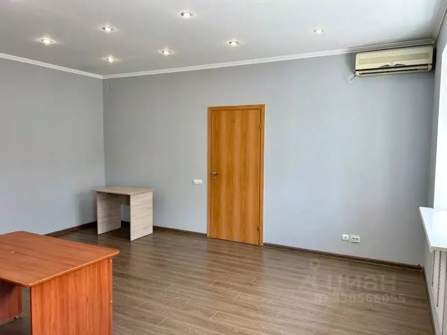 Офис в Саратовская область, Саратов ул. Танкистов, 84 (54 м) - Фото 2