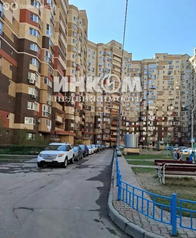 2-комнатная квартира: Мытищи, Октябрьский проспект, 10А (74 м) - Фото 1