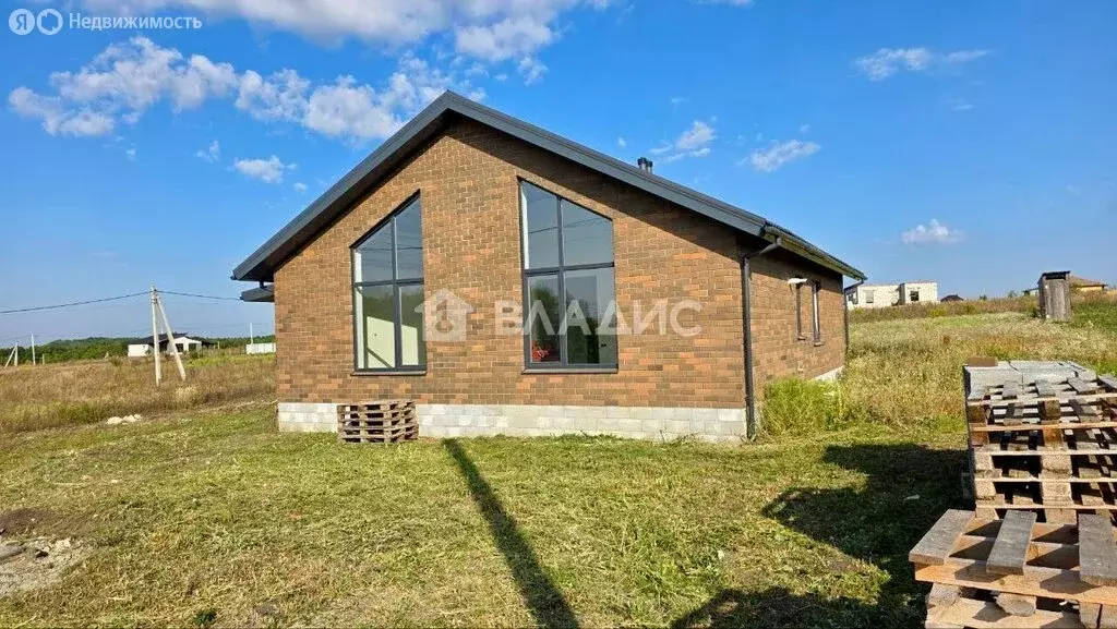 Дом в село Терновка, Центральная улица (128.5 м) - Фото 1