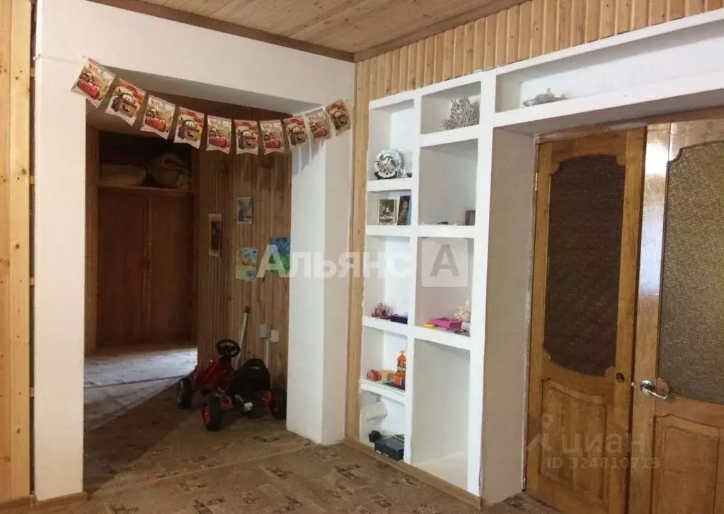 Дом в Ростовская область, Каменск-Шахтинский ул. Героев Пионеров (150 ... - Фото 1