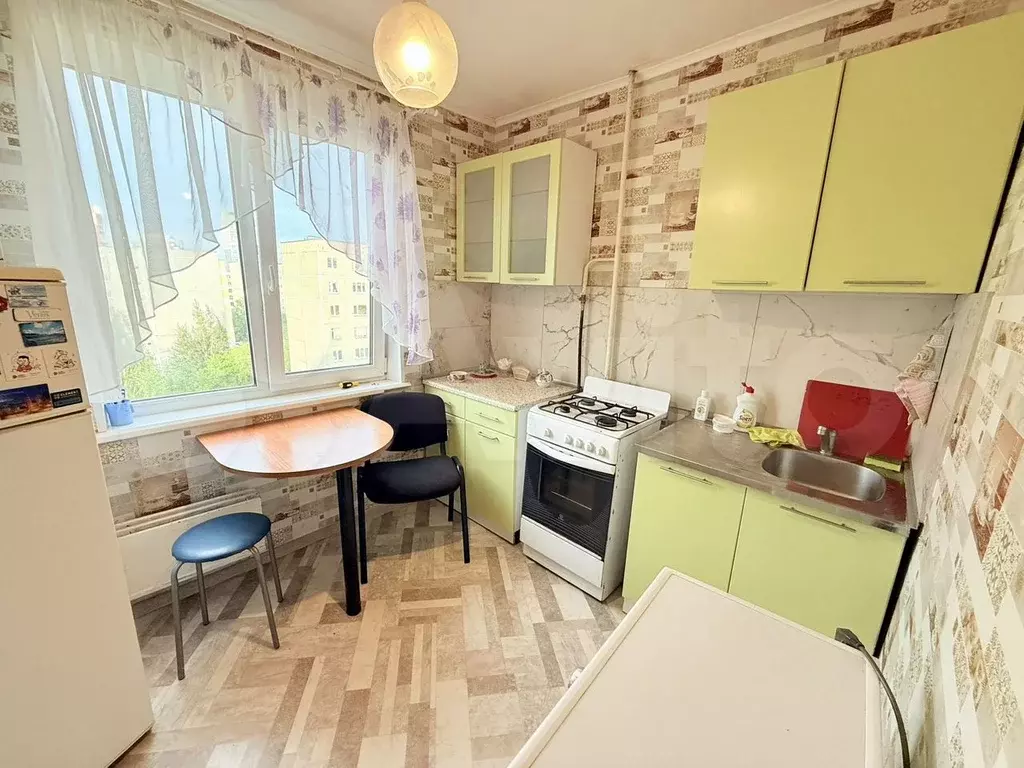 2-к. квартира, 48 м, 8/9 эт. - Фото 0