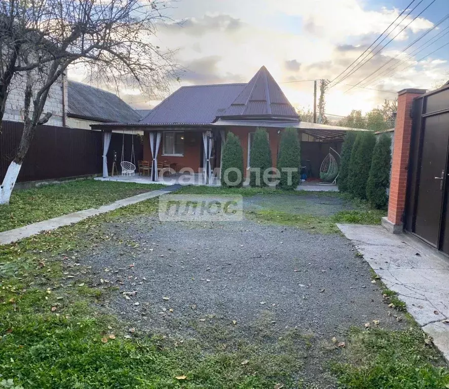 Дом в Северная Осетия, Владикавказ пл. Свободы (40 м) - Фото 2