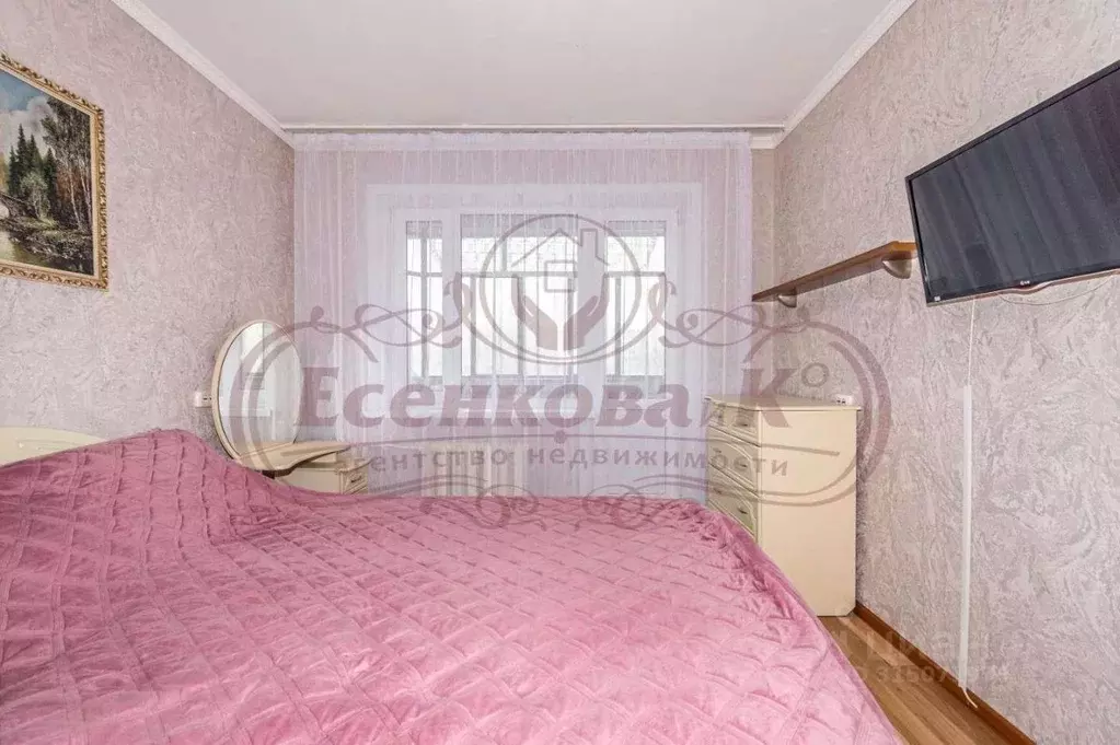 3-к кв. Курганская область, Курган Заозерный жилрайон, 6-й мкр, 3 ... - Фото 1