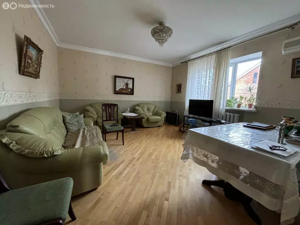 Дом в Майкоп, Майский переулок (240 м) - Фото 2