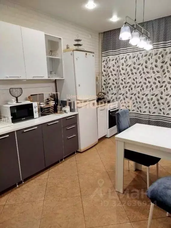 2-к кв. Саха (Якутия), Якутск ул. Н.Е. Мординова, 21 (58.5 м) - Фото 2