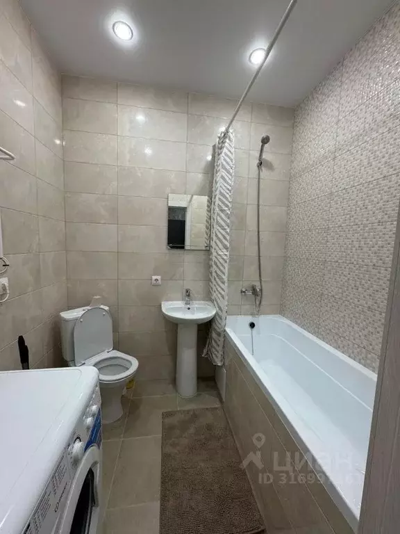 Студия Краснодарский край, Краснодар ул. Им. Героя Яцкова И.В., 19к3 ... - Фото 1