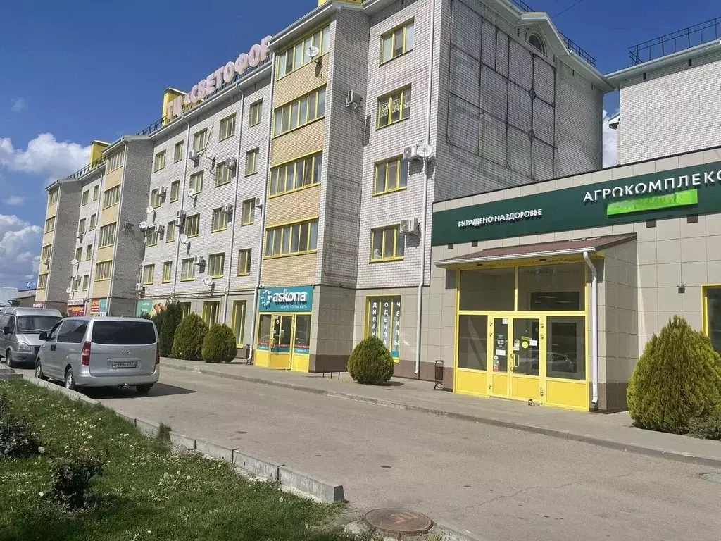 4-к кв. Краснодарский край, Тихорецк Ленинградская ул., 230 (136.0 м) - Фото 0