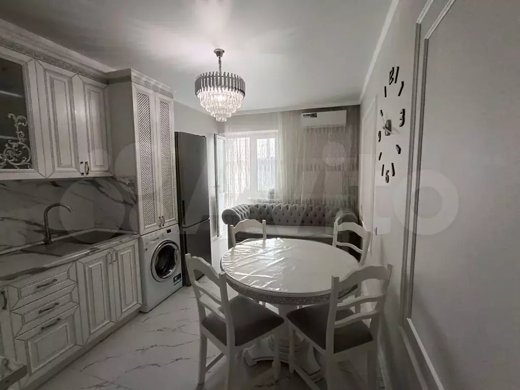 1-к. квартира, 40 м, 20/25 эт. - Фото 0