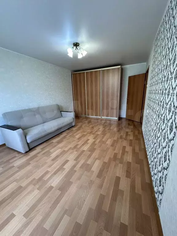 1-к. квартира, 38 м, 1/9 эт. - Фото 1