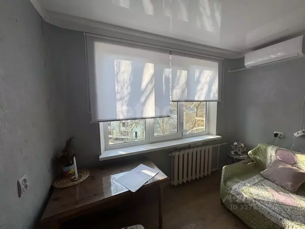 2-к кв. Крым, Щелкино Ленинский район, 1-й мкр, 3 (38.2 м) - Фото 1