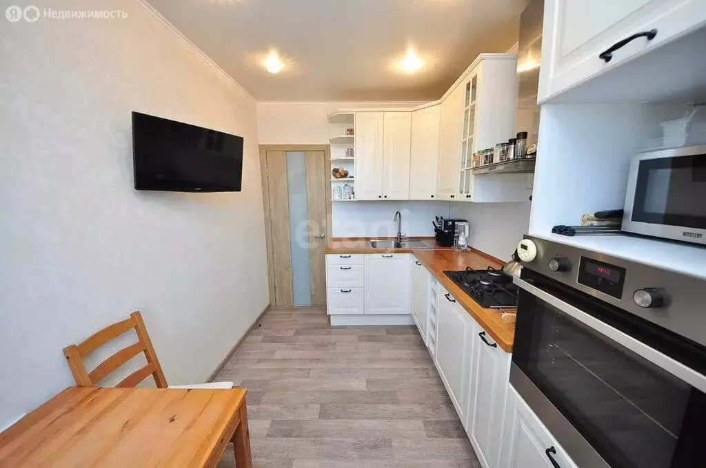 5-комнатная квартира: Салават, улица Островского, 78 (93.7 м) - Фото 1