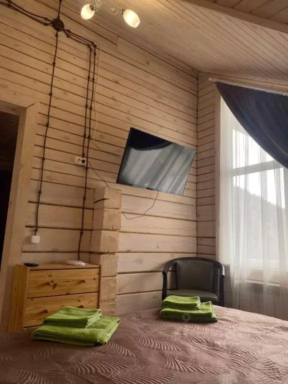 Комната Иркутская область, Иркутский муниципальный округ, Листвянка рп ... - Фото 1