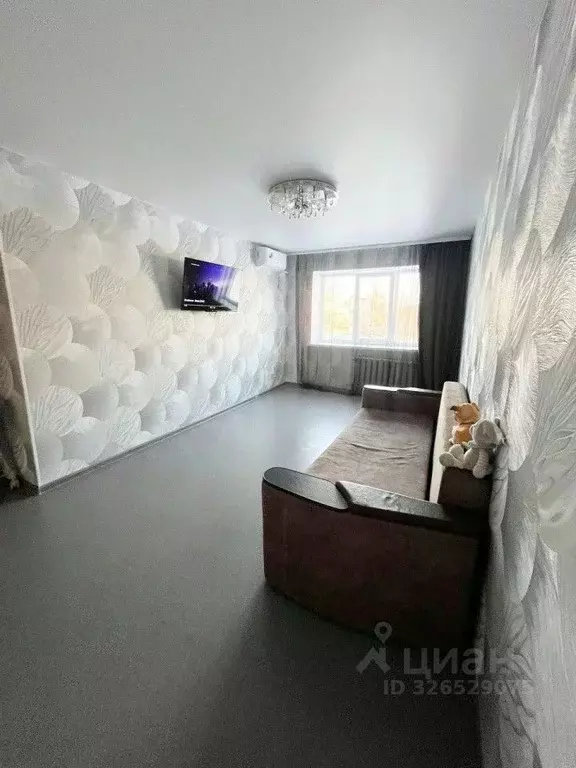 3-к кв. Свердловская область, Нижний Тагил ул. Калинина, 105 (60.0 м) - Фото 1