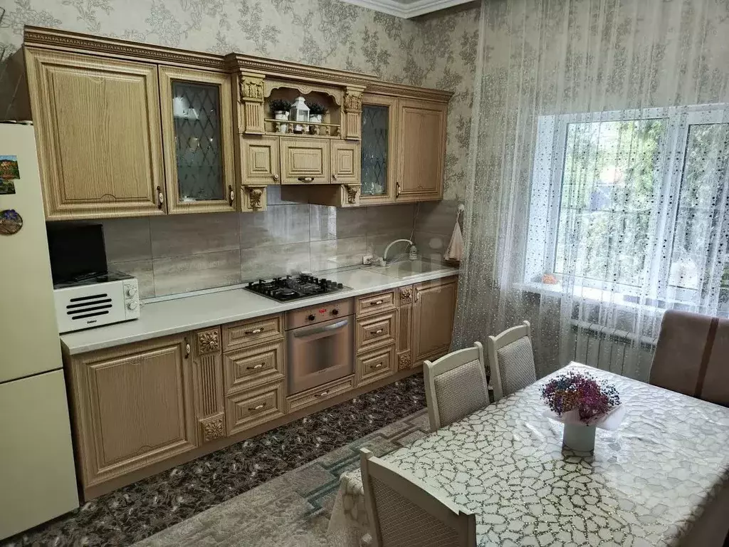 Дом в Адыгея, Майкопский район, Победенское с/пос, пос. Удобный ул. ... - Фото 0