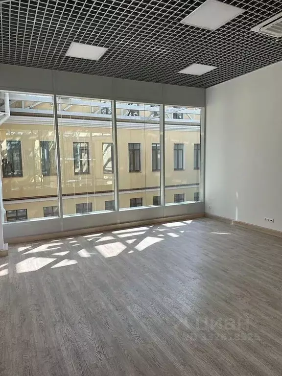 Офис в Санкт-Петербург Малая Морская ул., 18 (35 м) - Фото 2
