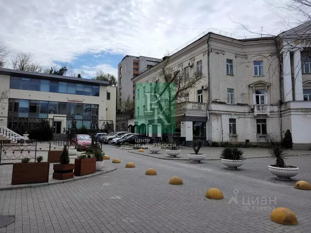 Торговая площадь в Севастополь просп. Нахимова, 7 (55 м) - Фото 1