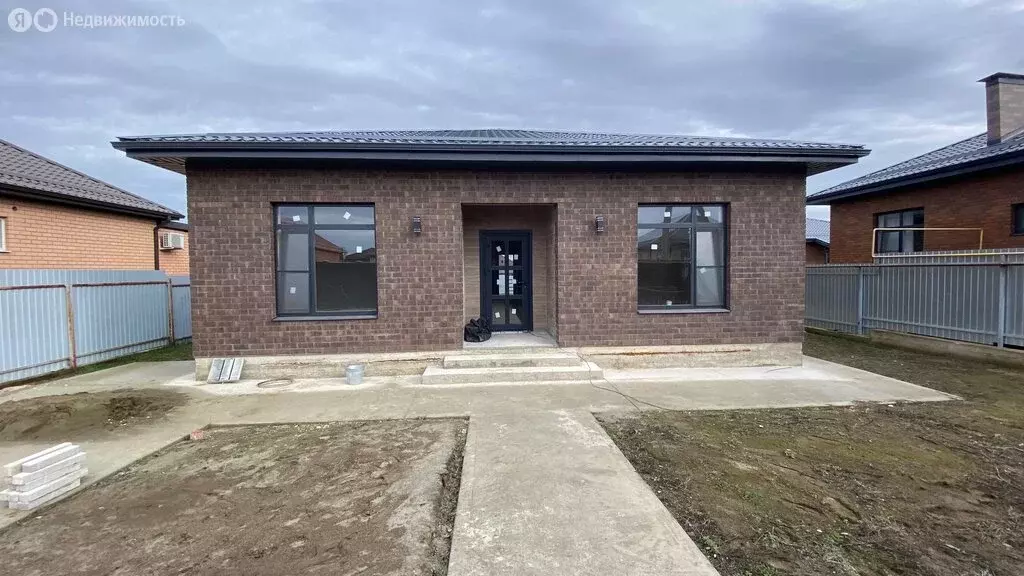 Дом в Темрюк, Славянская улица (125 м) - Фото 1