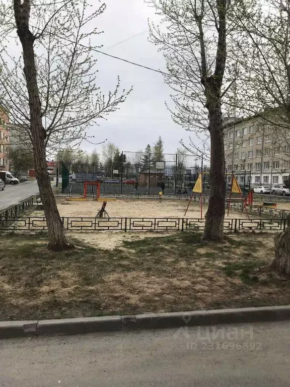 Комната Тюменская область, Тюмень ул. Олега Антонова, 4 (14.0 м) - Фото 2