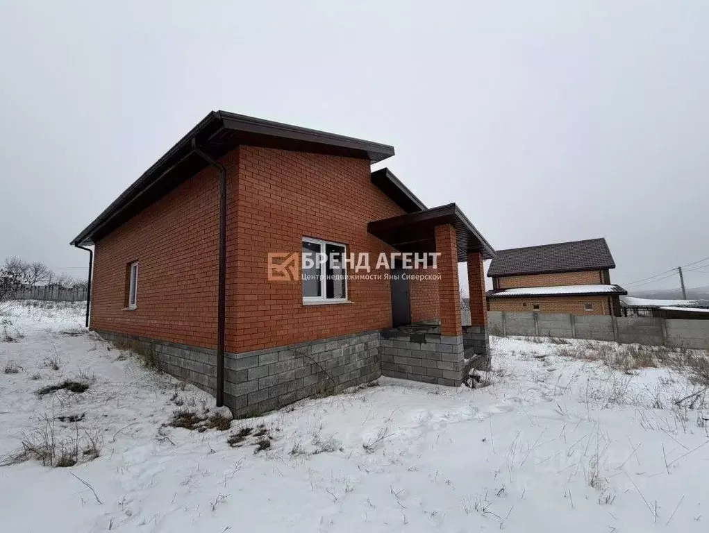 Дом в Белгородская область, Белгород ул. Пригородная (100 м) - Фото 1