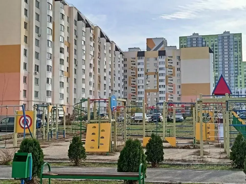 3-к кв. саратовская область, саратов ул. имени н.в. кузнецова, 9 (80.5 . - Фото 1