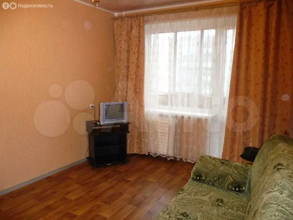 1к в 2-комнатной квартире (15 м) - Фото 1