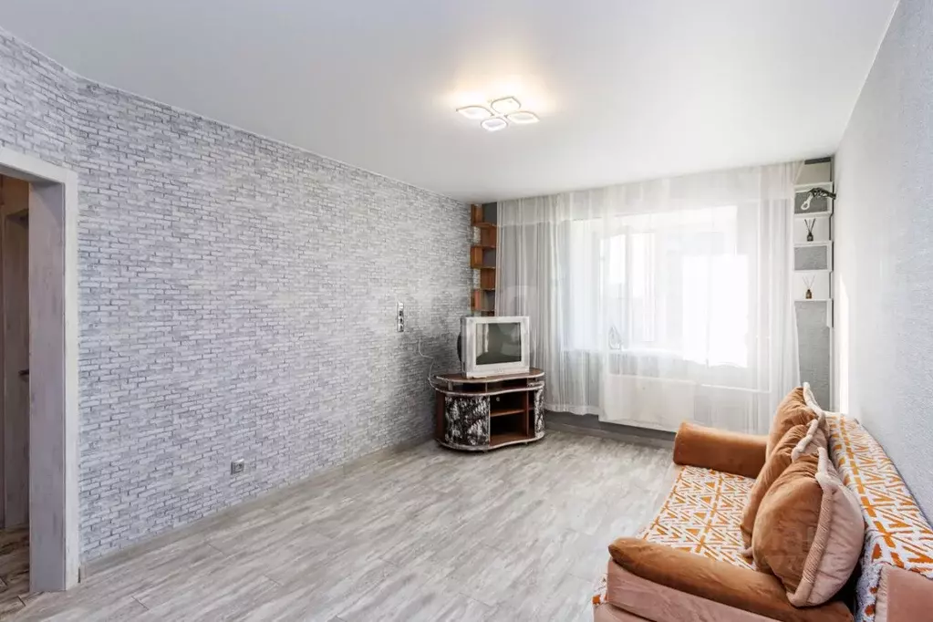 1-к кв. Тюменская область, Тюмень ул. Мельникайте, 144к1 (37.4 м) - Фото 0