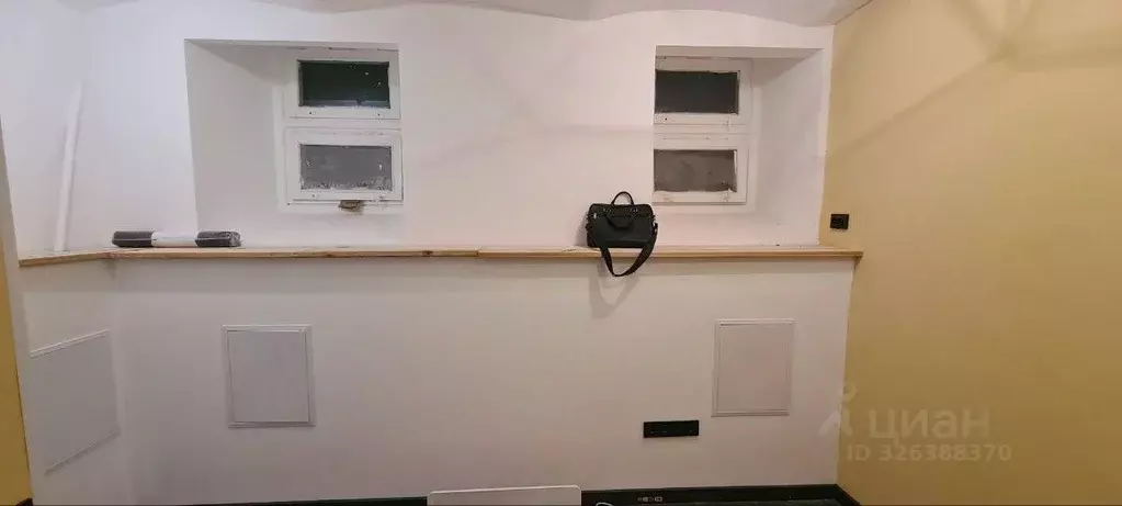 Офис в Москва ул. Шухова, 11/16 (12 м) - Фото 1